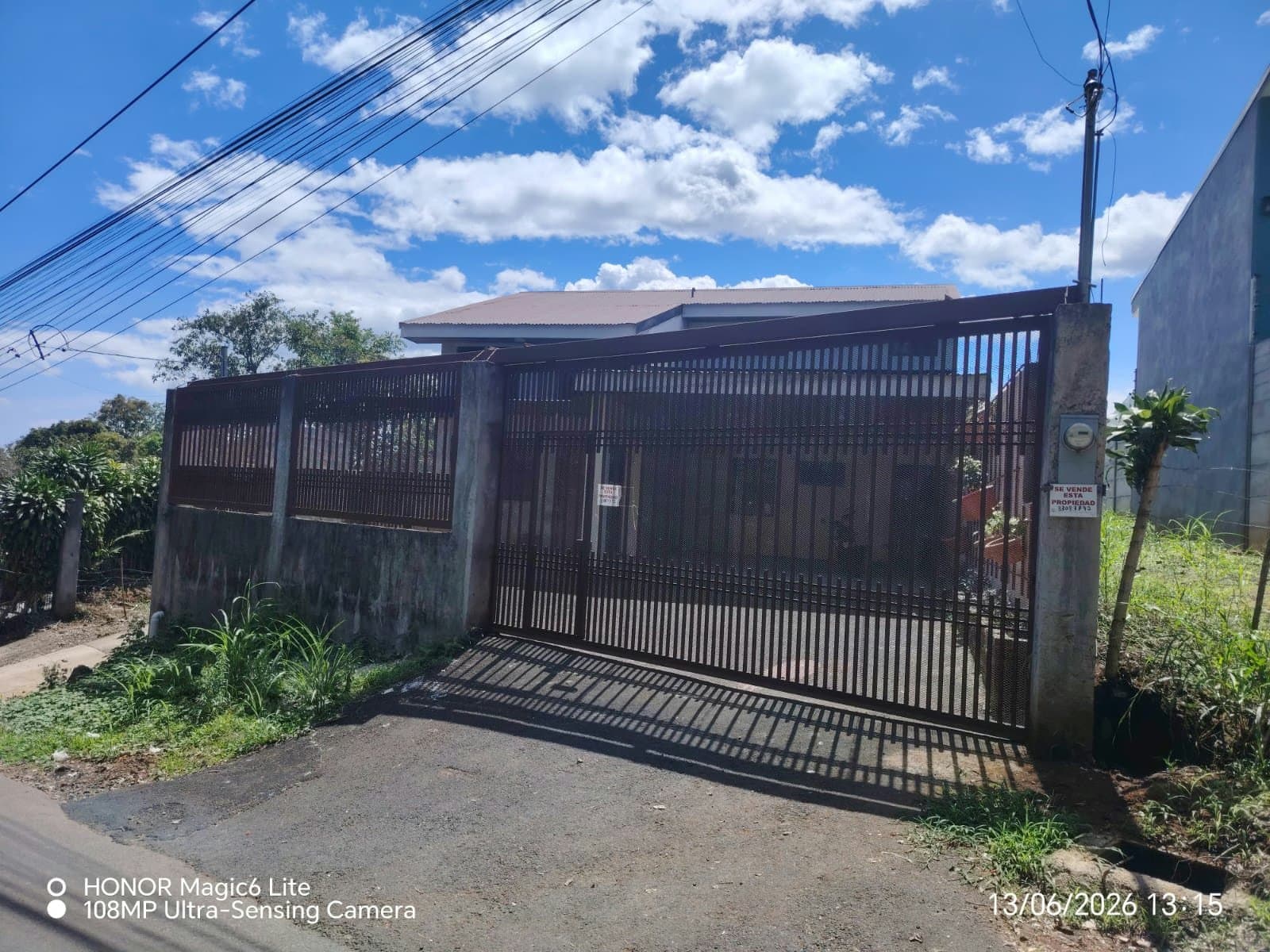 House in Santa Bárbara · 3 bd · 210 m² — easyrent