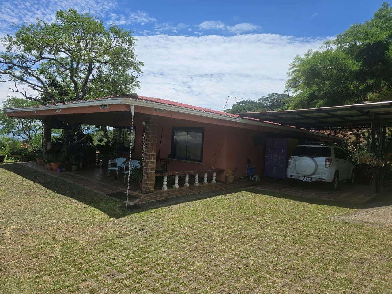 Casa en Colón · 2 hab · 180 m² — easyrent