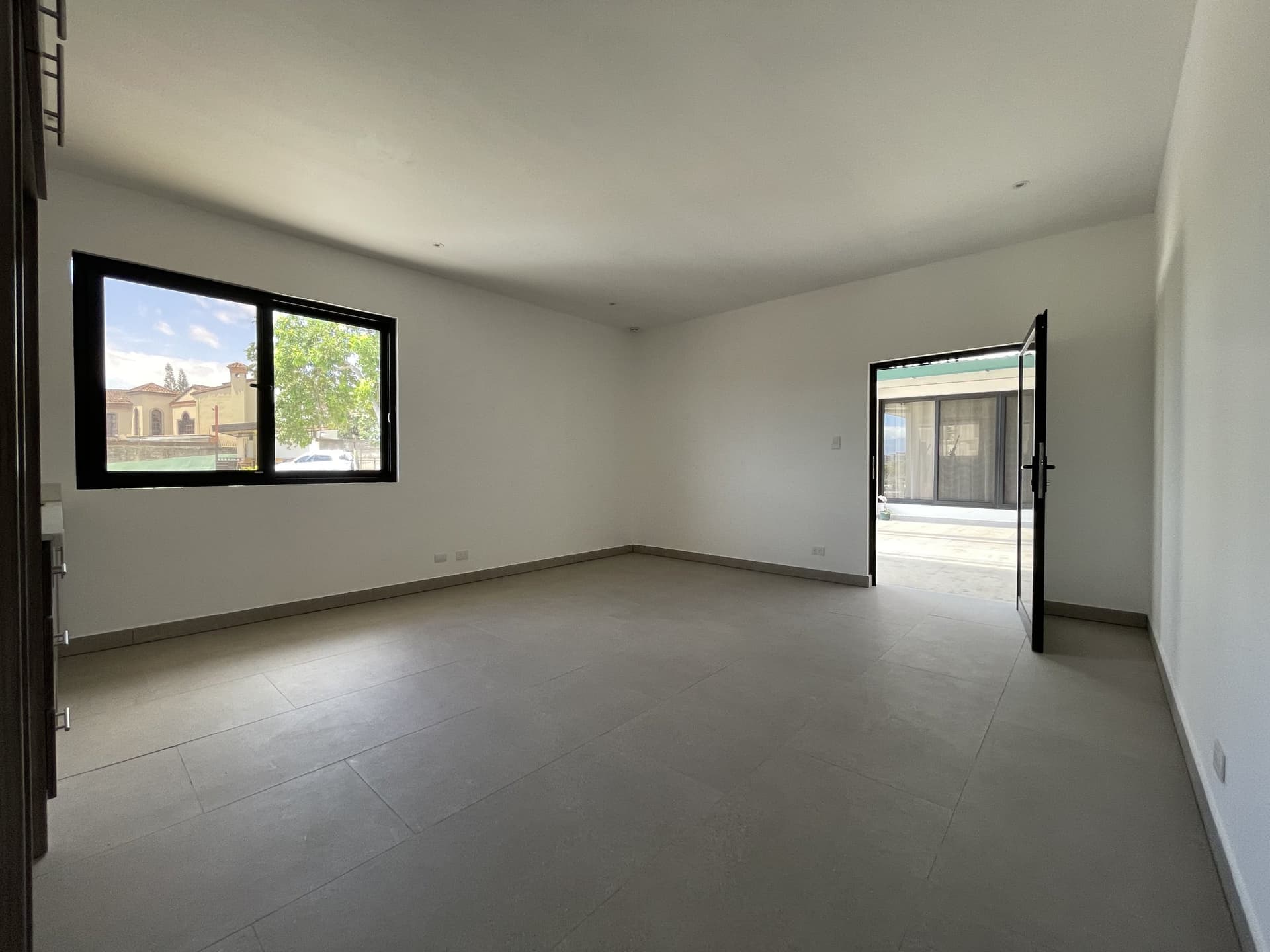 Apartamento en Escazú · 1 hab · 90 m² — easyrent